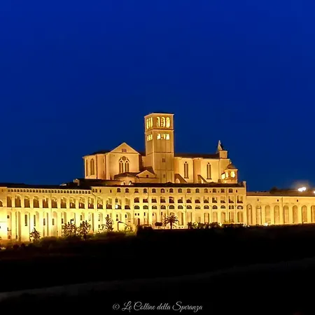 La Casa Dell'abate Di - Spello بيت للعطل *