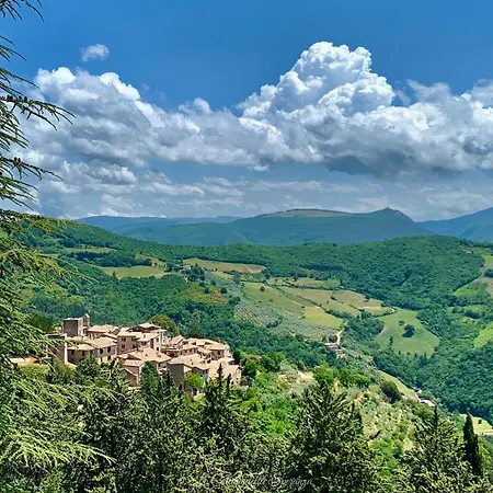 La Casa Dell'abate Di - Spello بيت للعطل Collepino